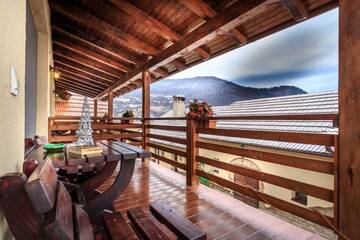 Фото номера Двухместный номер с 1 кроватью и видом на горы Гостевой дом Casa Dives - Transylvania г. Pianu de Sus 17